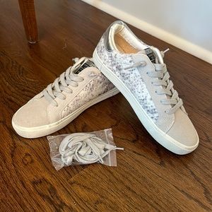 NEW Vintage Havana’s Kasey Croc Mix Sneakers Size 8.5